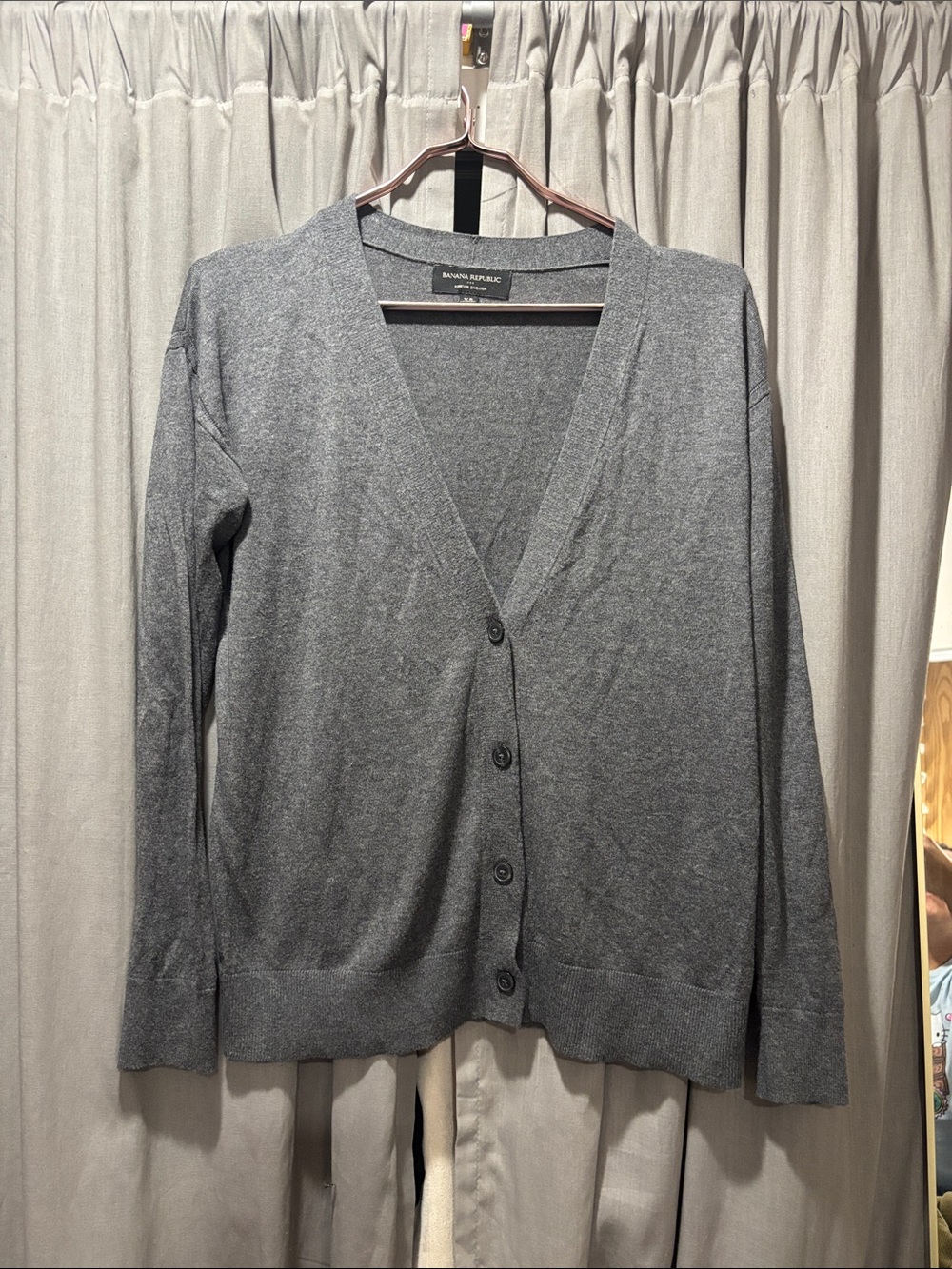 Banana Republic Men's Gray V-Neck Button-Front Cardigan
